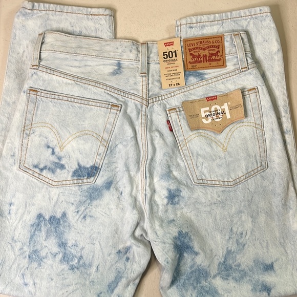 LEVI’S 501 Original Cropped in Scribble Wash (size 27x26) - Picture 5 of 7